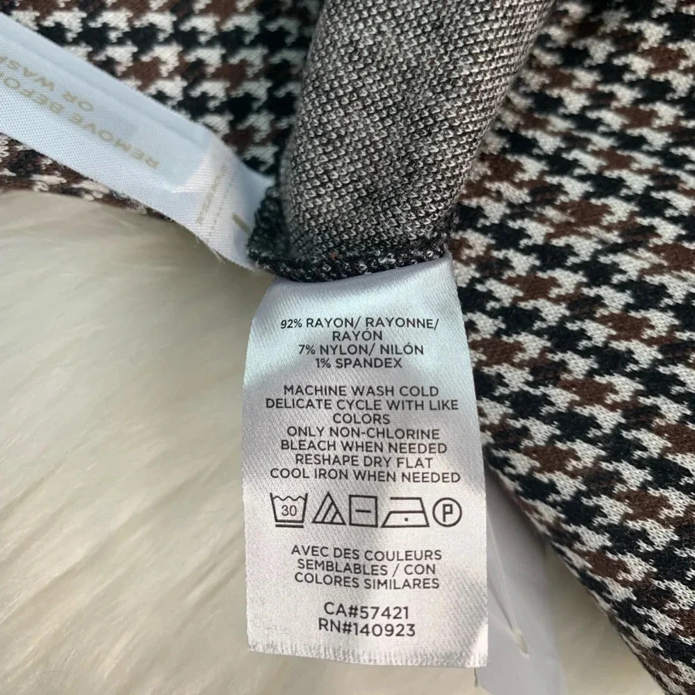 Lou & Grey Houndstooth Ponte Leggings - Picture 4 of 6